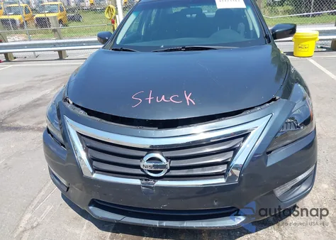 2014 Nissan Altima 2.5 S из США, поврежденный, VIN 1N4AL3AP9EC143162